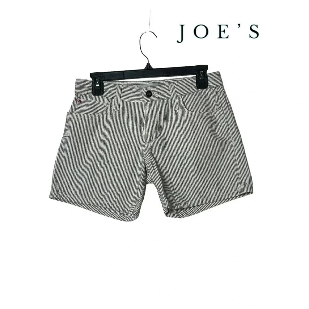 1719.‎ JOE’S DENIM PIN STRIPE SHORTS OFF WHITE/SLATE BLUE IN COLOR SIZE 26